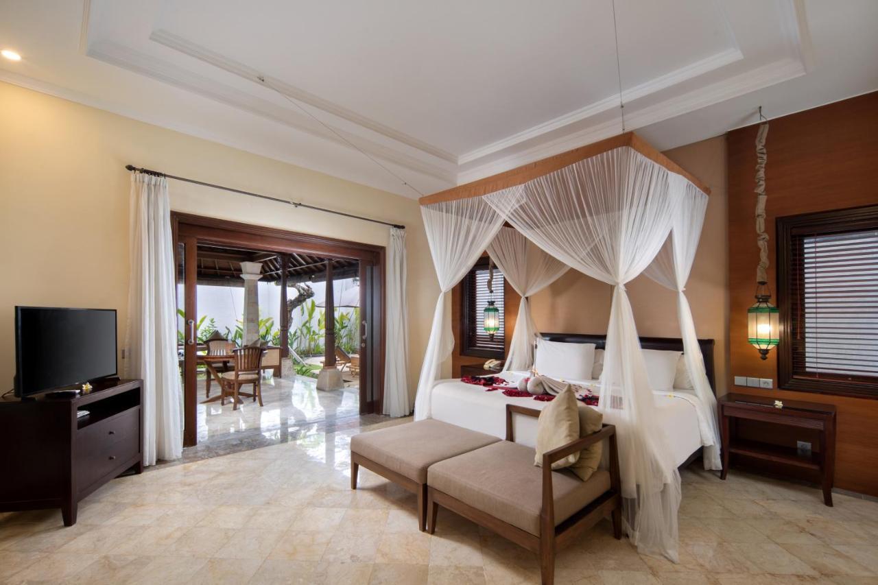 The Club Villas Seminyak Exterior foto